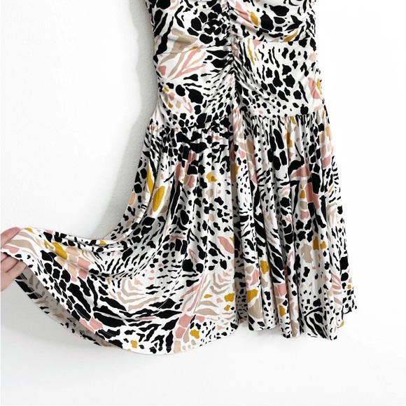 NWOT Anthropologie Ramona Dress Size M Ruched Jersey Stretchy White Animal Print - Picture 7 of 13